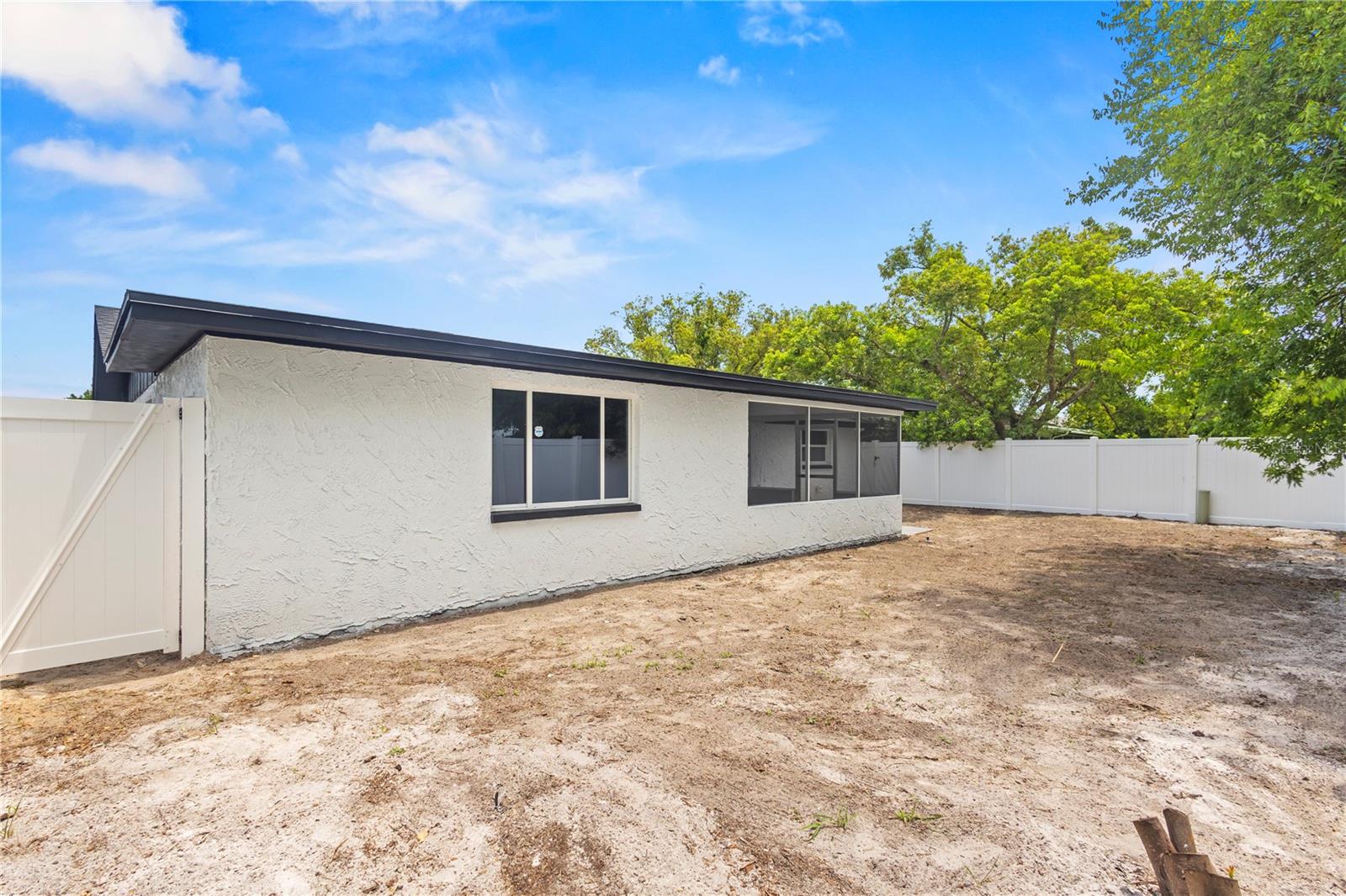 SAN CLEMENTE EAST - Residential