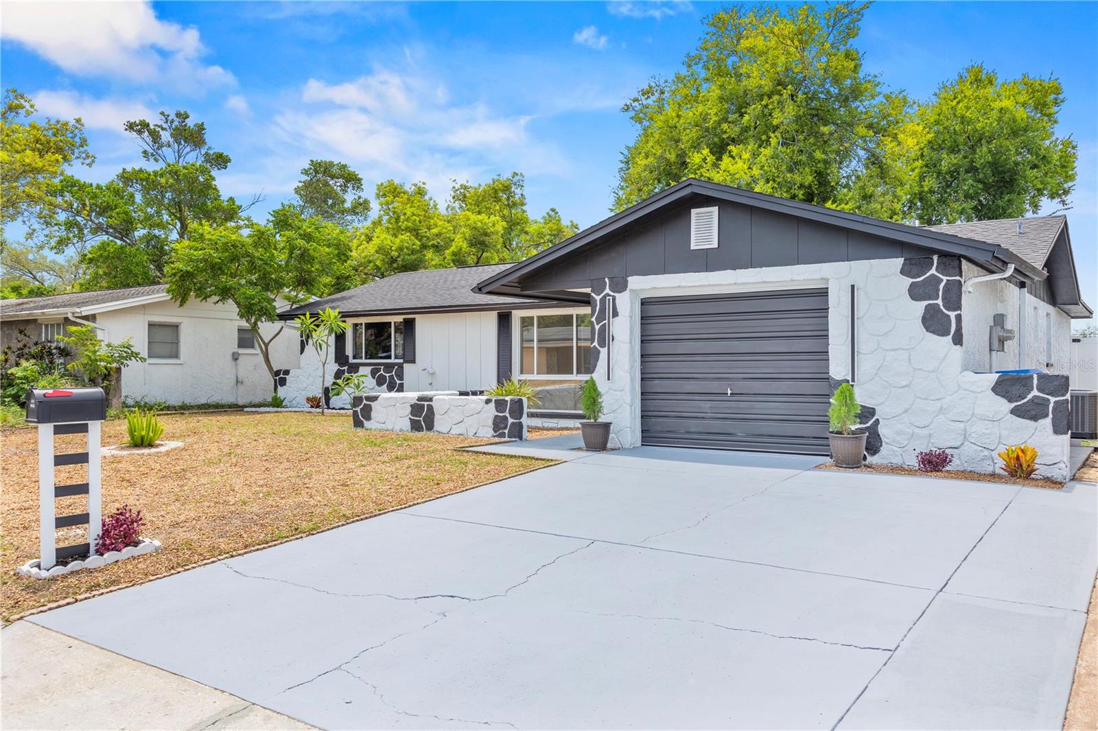 SAN CLEMENTE EAST - Residential