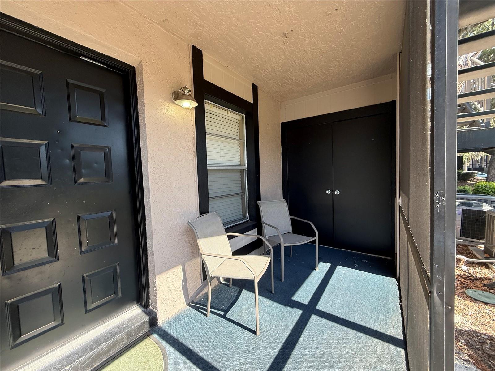 NORTH OAKS CONDO IV - Residential