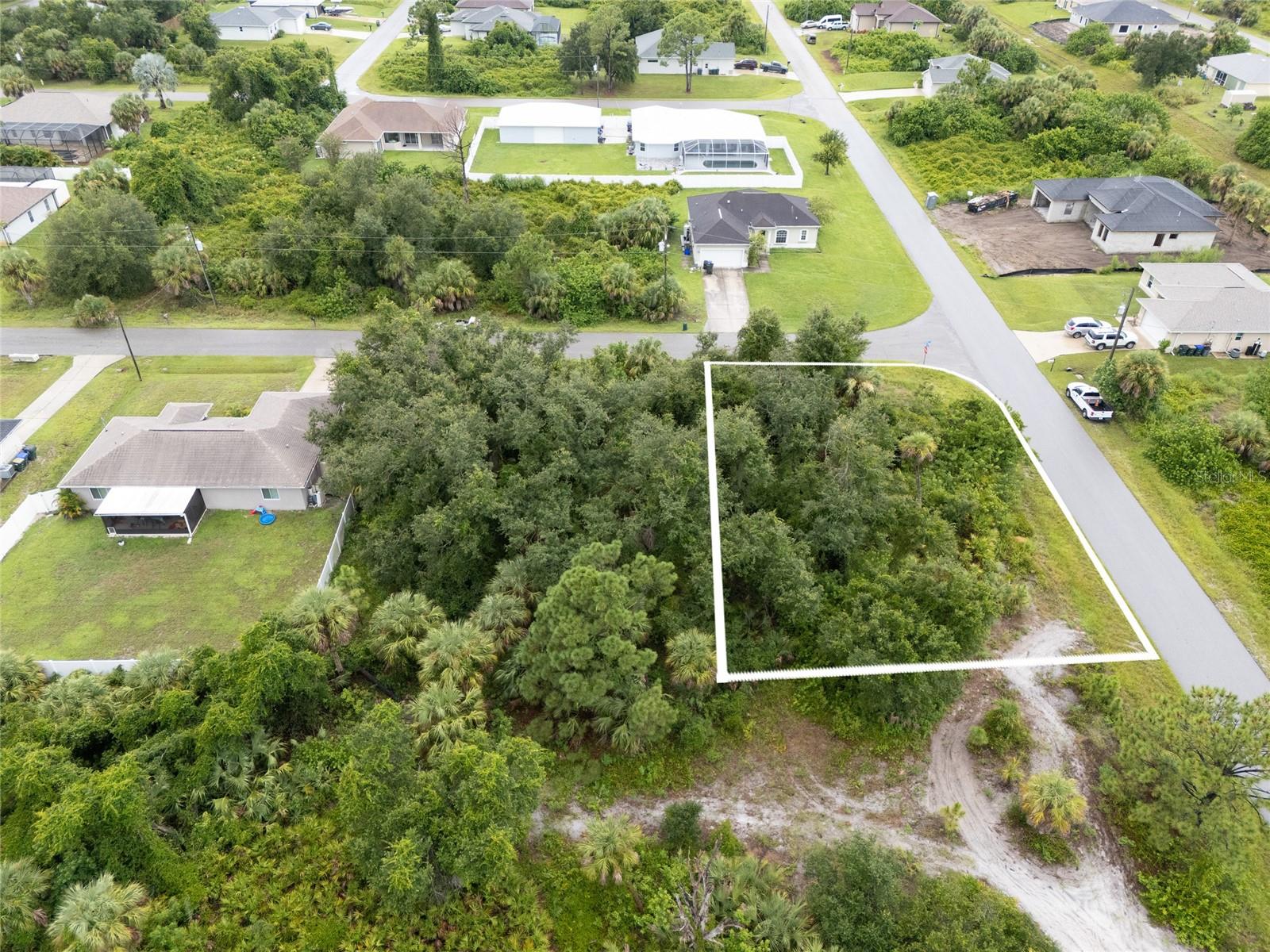 PORT CHARLOTTE SUB 37 - Land