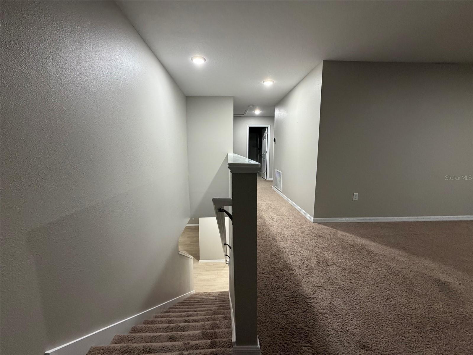 TRIPLE CRK VILLAGE M-2 - Residential Lease