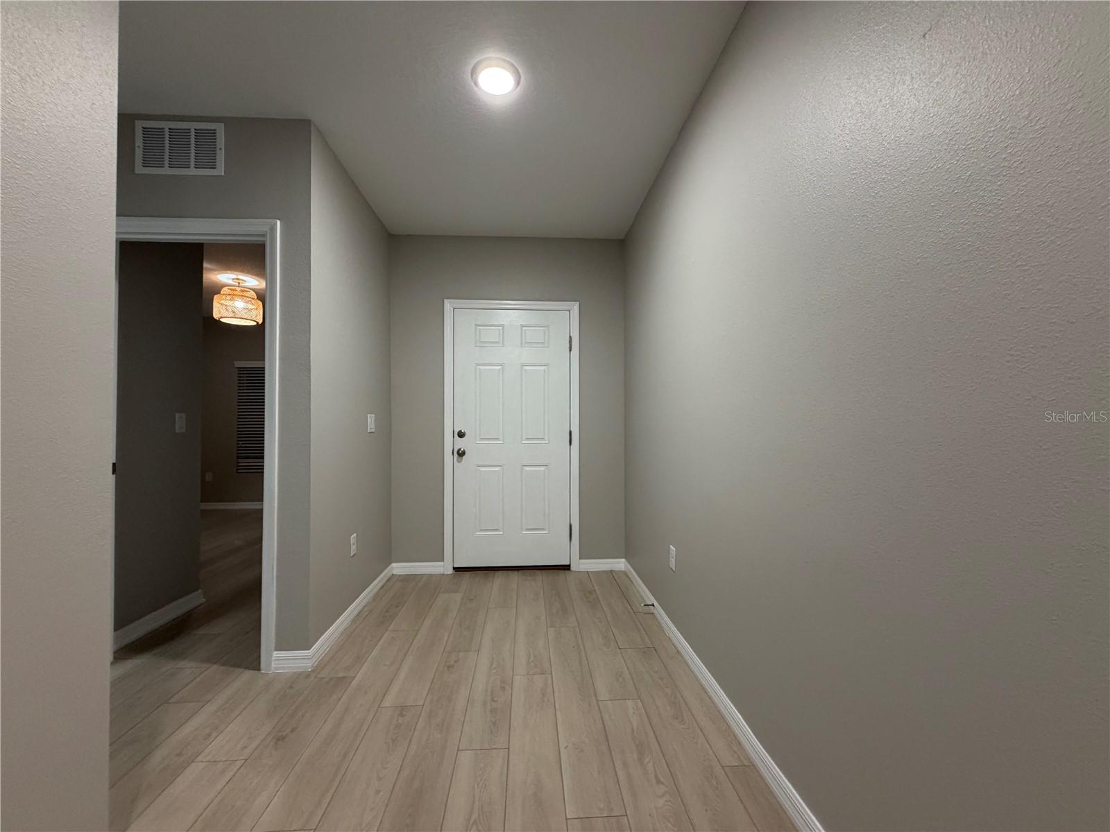 TRIPLE CRK VILLAGE M-2 - Residential Lease