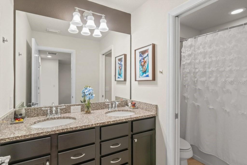 WINDSOR AT WESTSIDE PH 2B - Residential