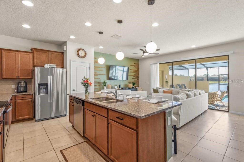 WINDSOR AT WESTSIDE PH 2B - Residential