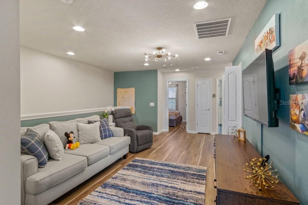 WINDSOR AT WESTSIDE PH 2B - Residential