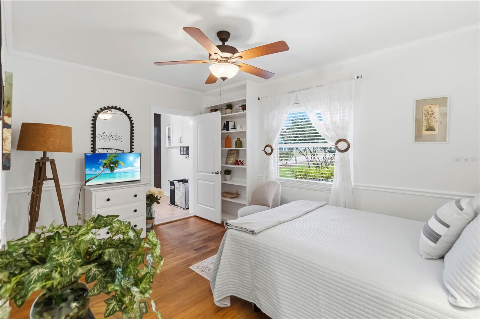 WOODLAWN HEIGHTS - Residential