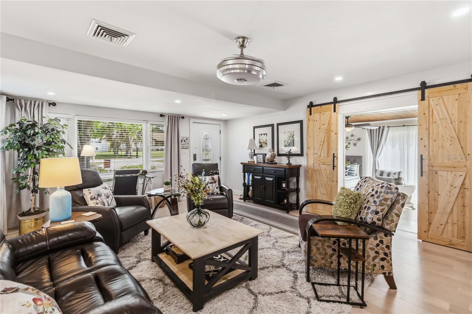 WOODLAWN HEIGHTS - Residential