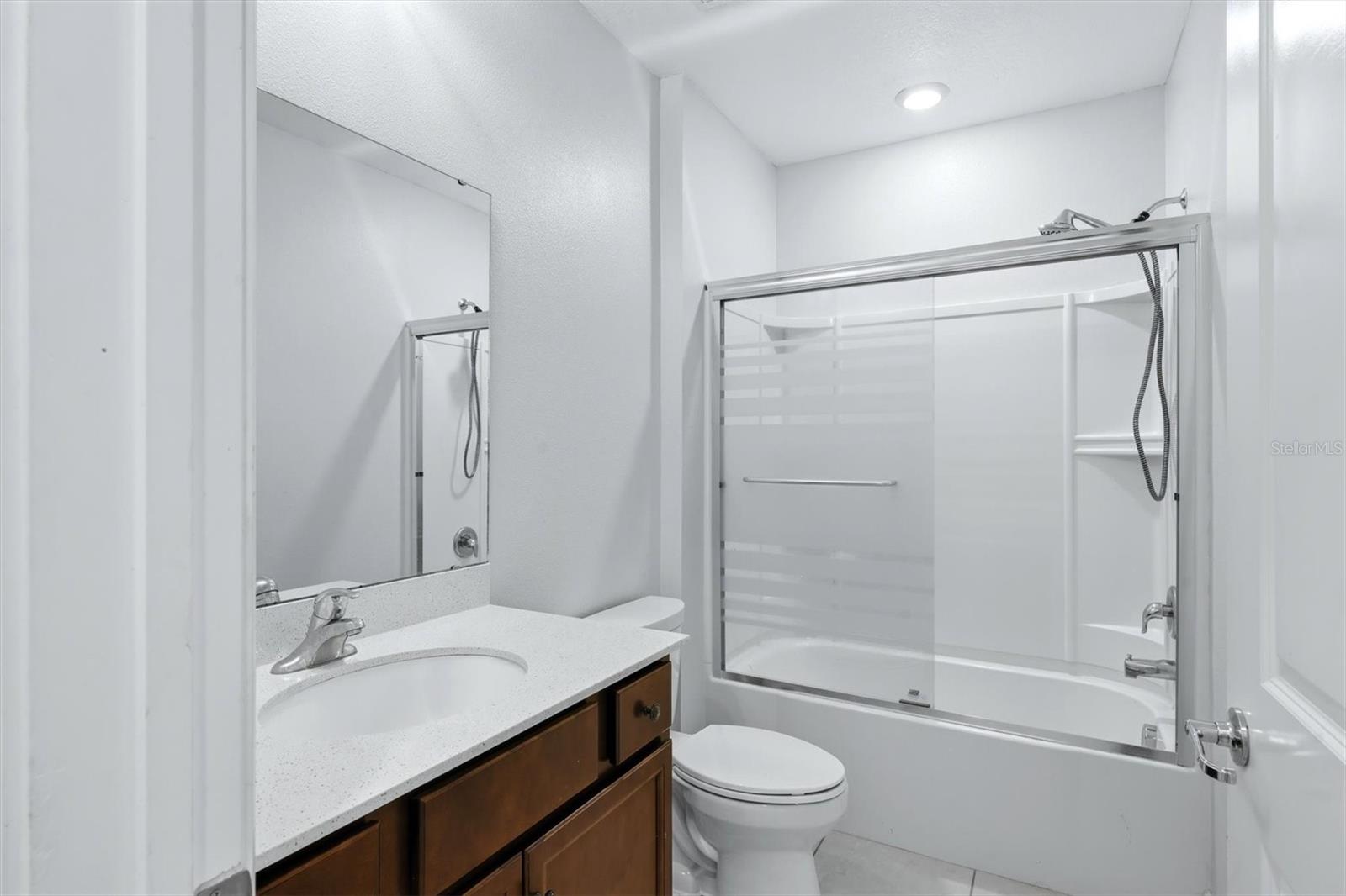 NORTH RIVER RANCH PH IA-2 - Residential Lease