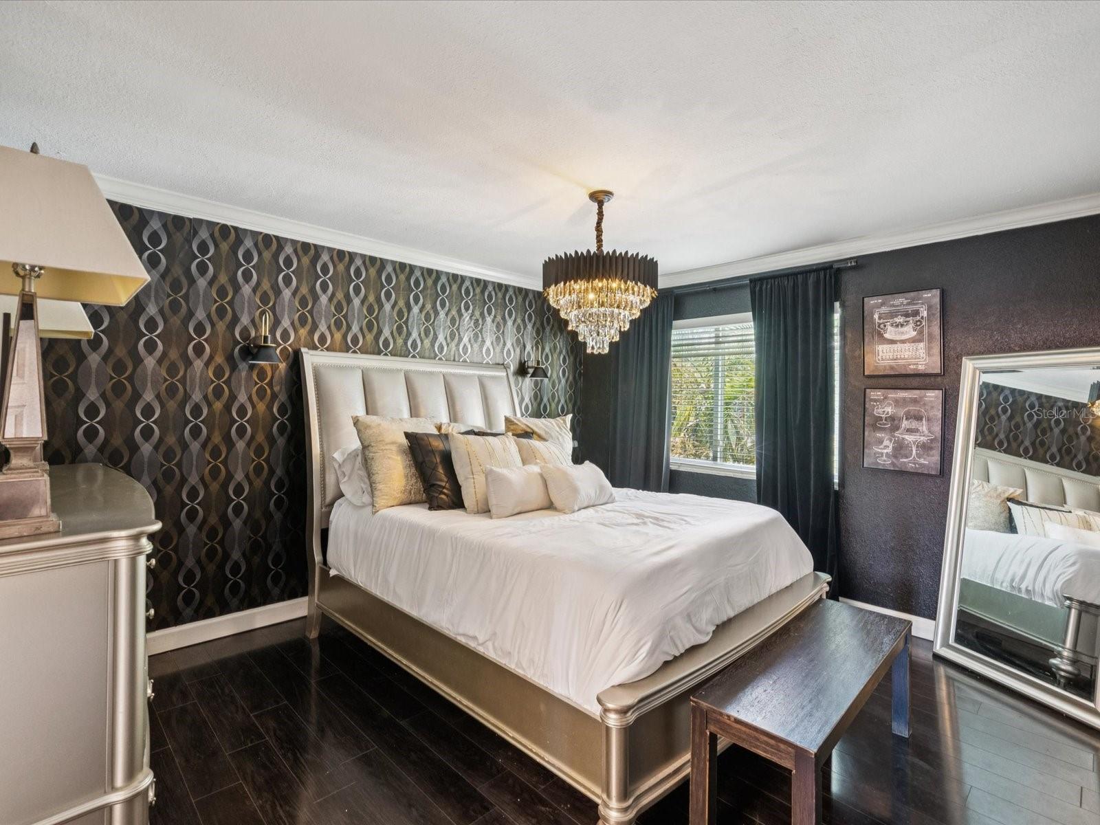 SEVENTIETH SOMERSET PLACE CONDO - Residential