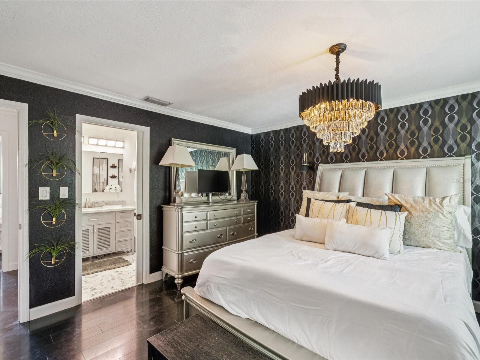 SEVENTIETH SOMERSET PLACE CONDO - Residential