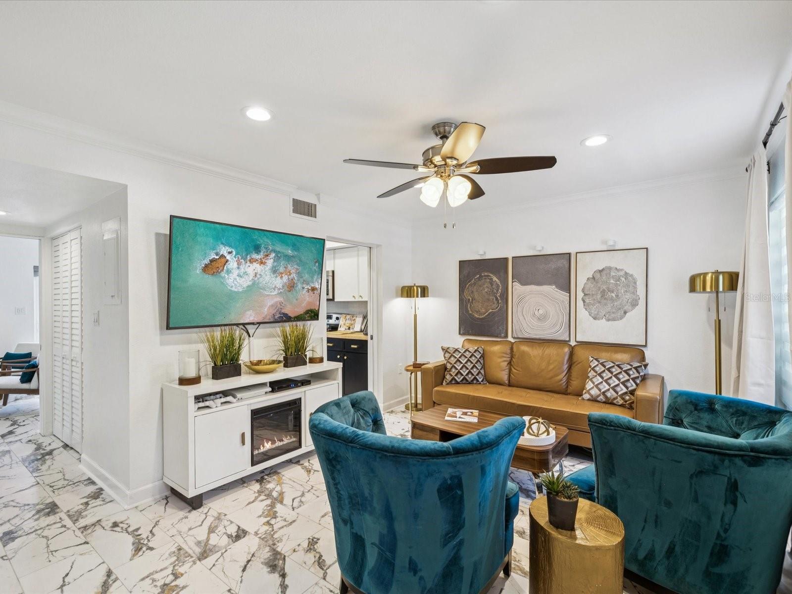 SEVENTIETH SOMERSET PLACE CONDO - Residential