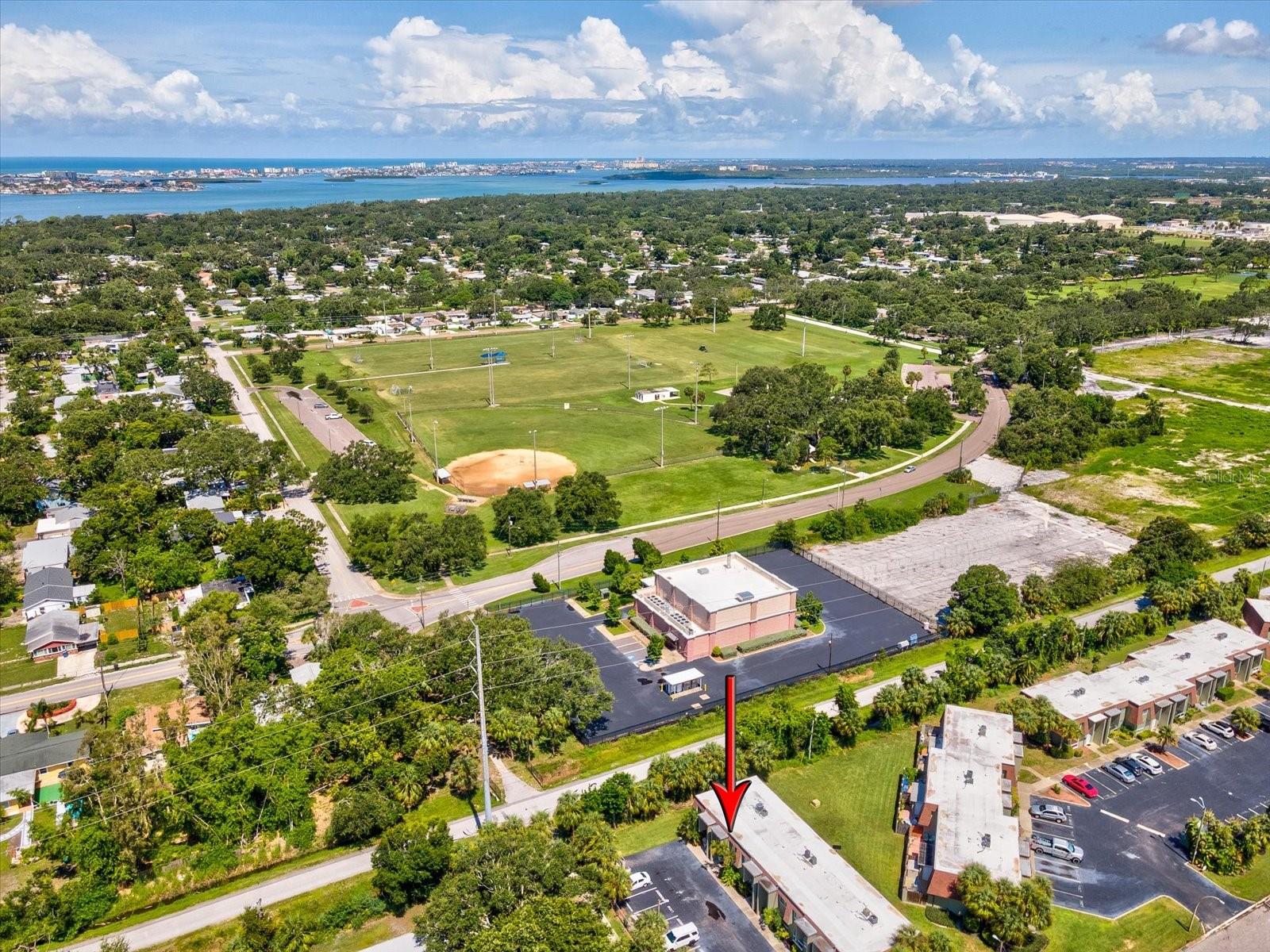 SEVENTIETH SOMERSET PLACE CONDO - Residential