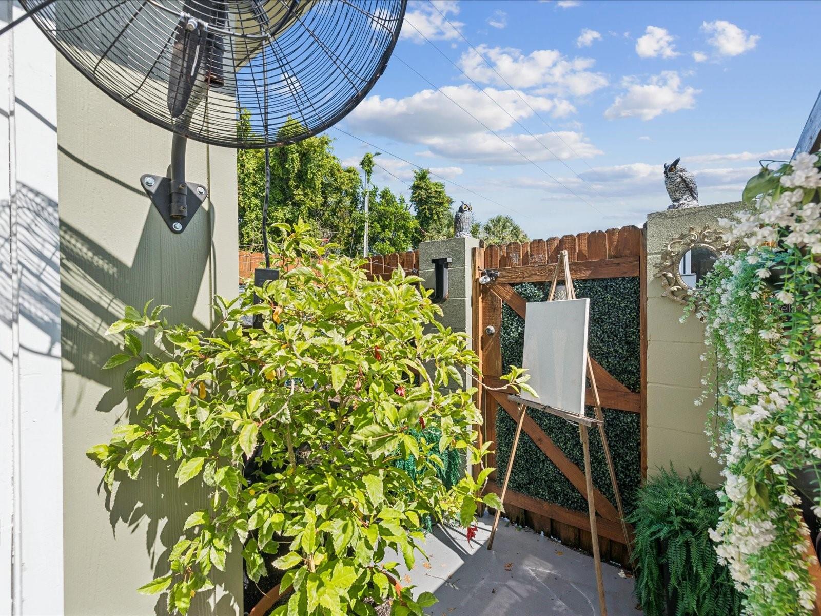 SEVENTIETH SOMERSET PLACE CONDO - Residential