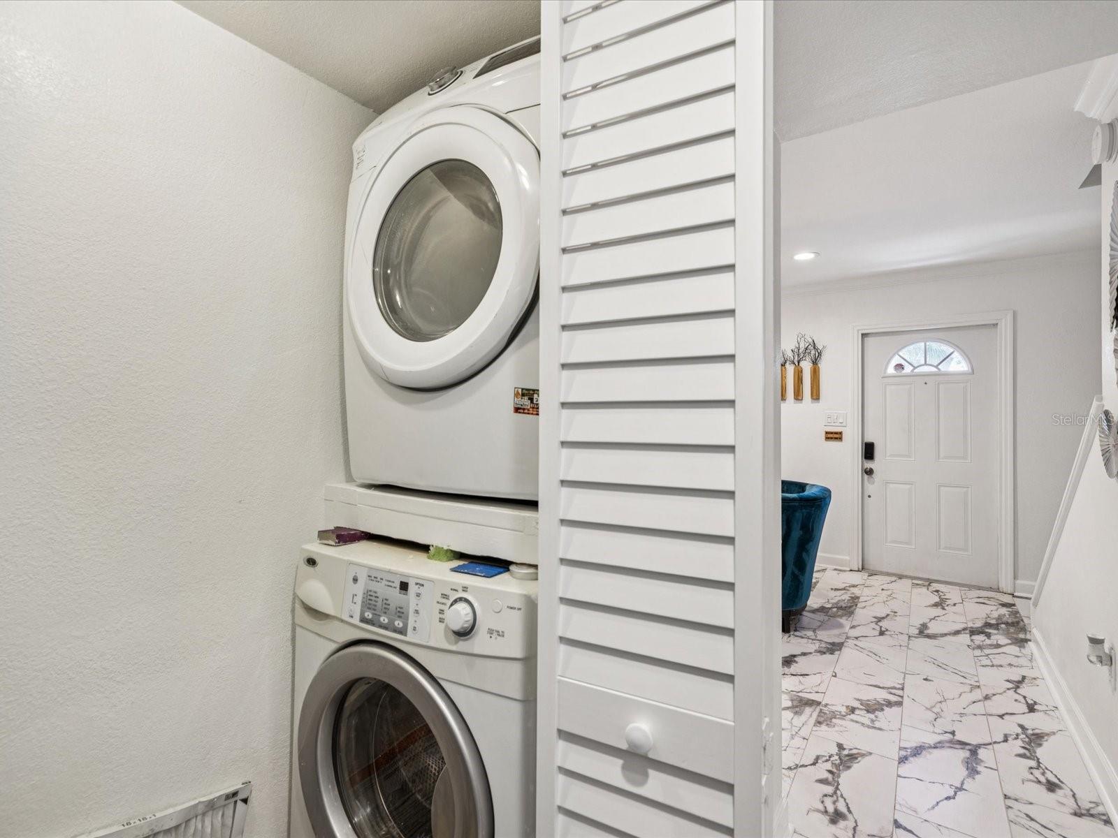 SEVENTIETH SOMERSET PLACE CONDO - Residential
