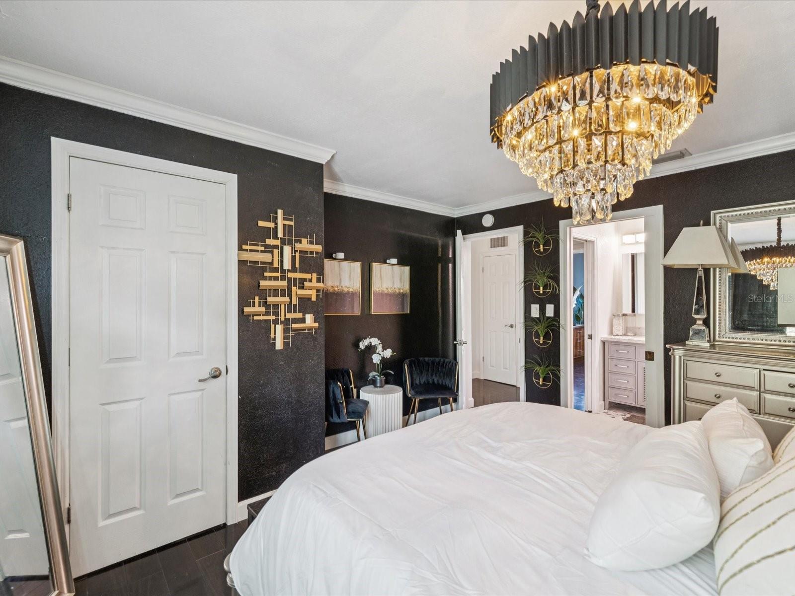 SEVENTIETH SOMERSET PLACE CONDO - Residential