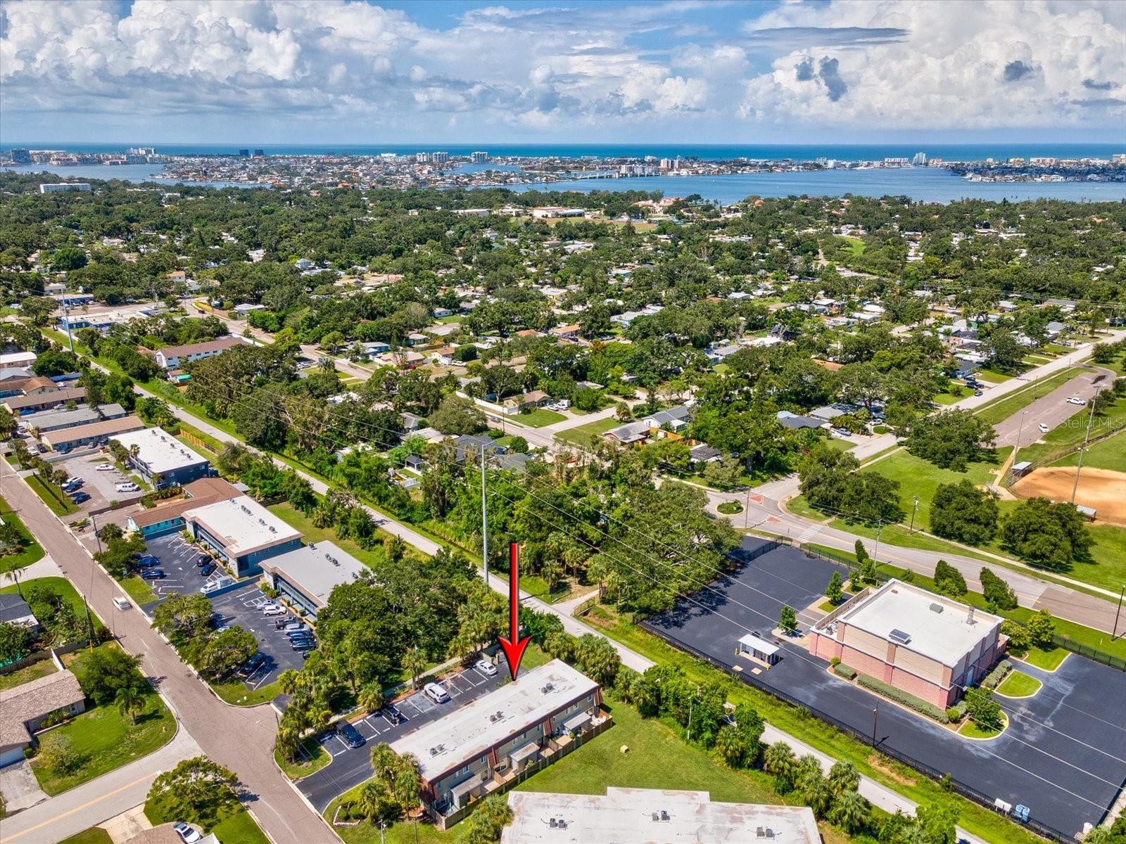 SEVENTIETH SOMERSET PLACE CONDO - Residential