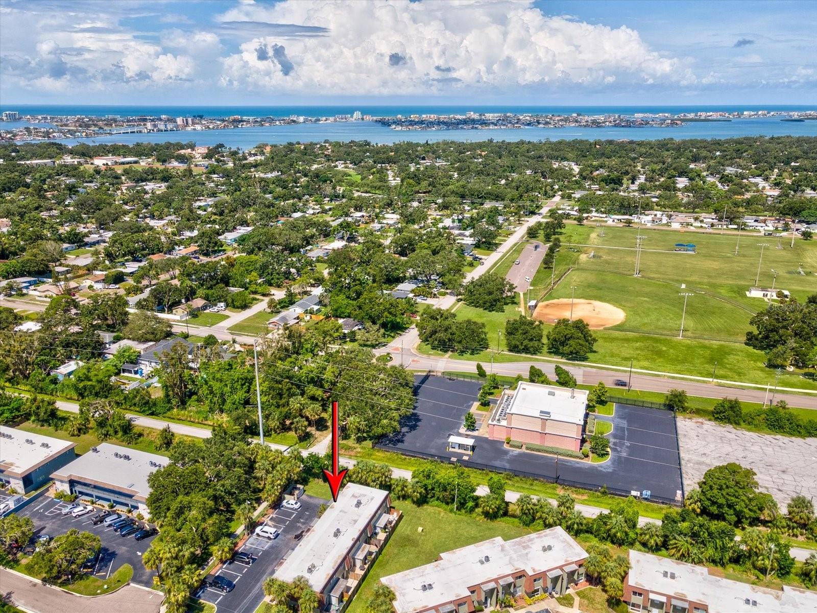 SEVENTIETH SOMERSET PLACE CONDO - Residential