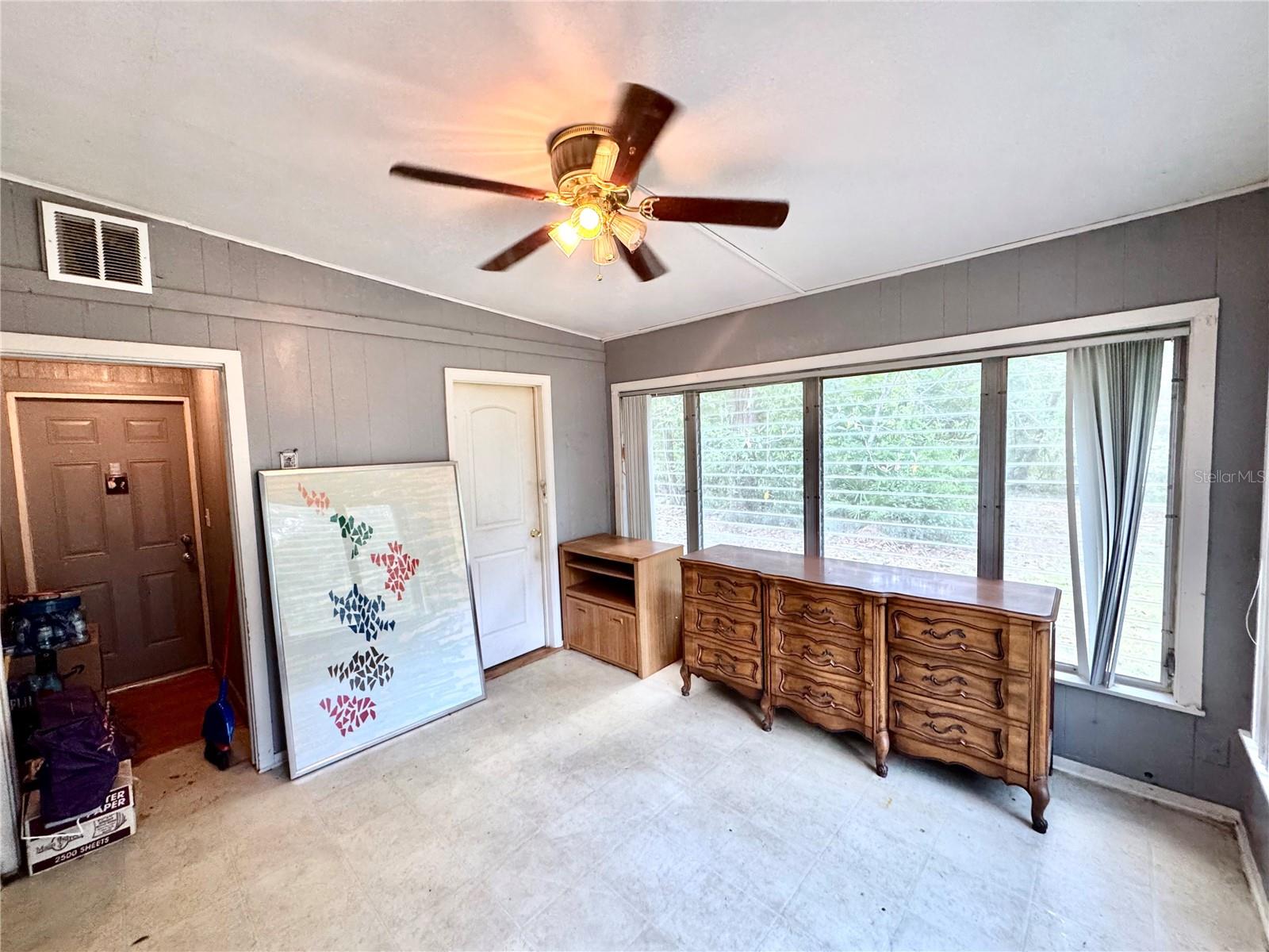 RIDGE MANOR LEISURE HOME - Residential