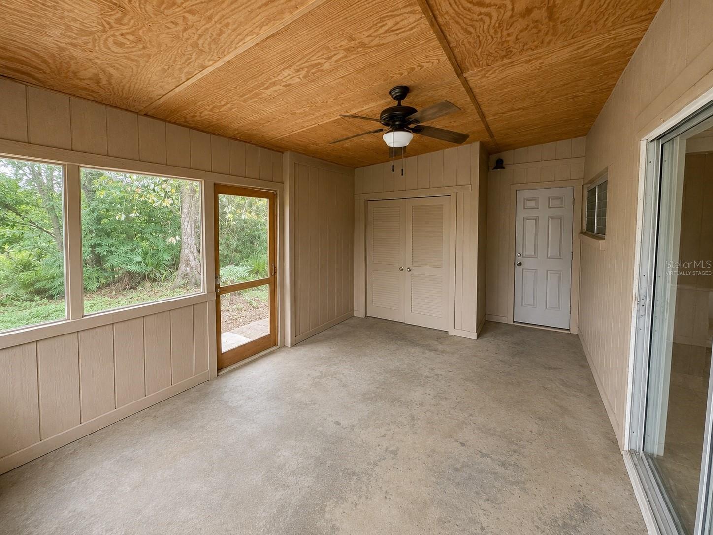RIDGE MANOR LEISURE HOME - Residential