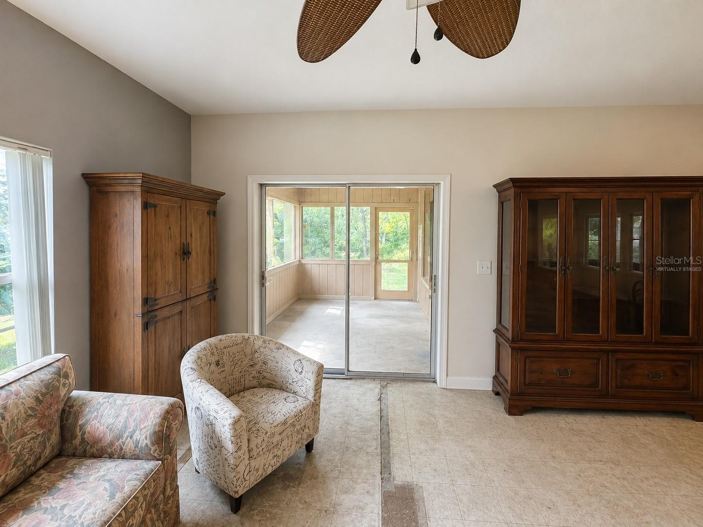 RIDGE MANOR LEISURE HOME - Residential