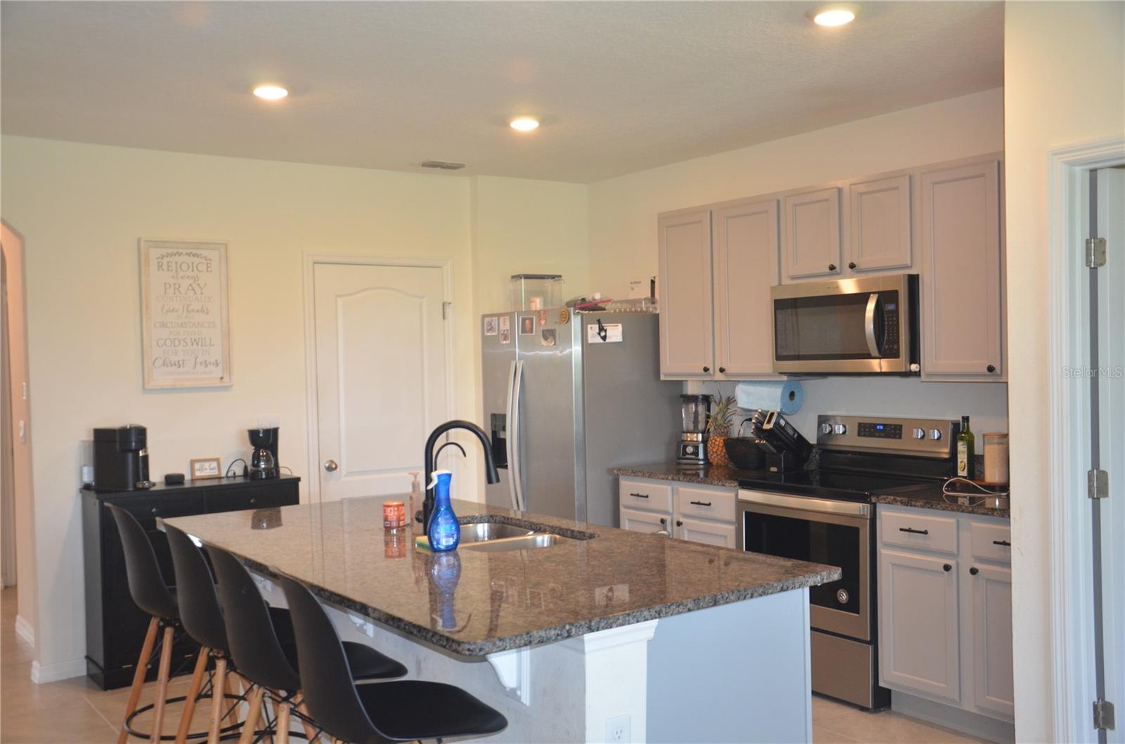 LAKE CHARLES RESIDENCE PH 1C - Residential Lease