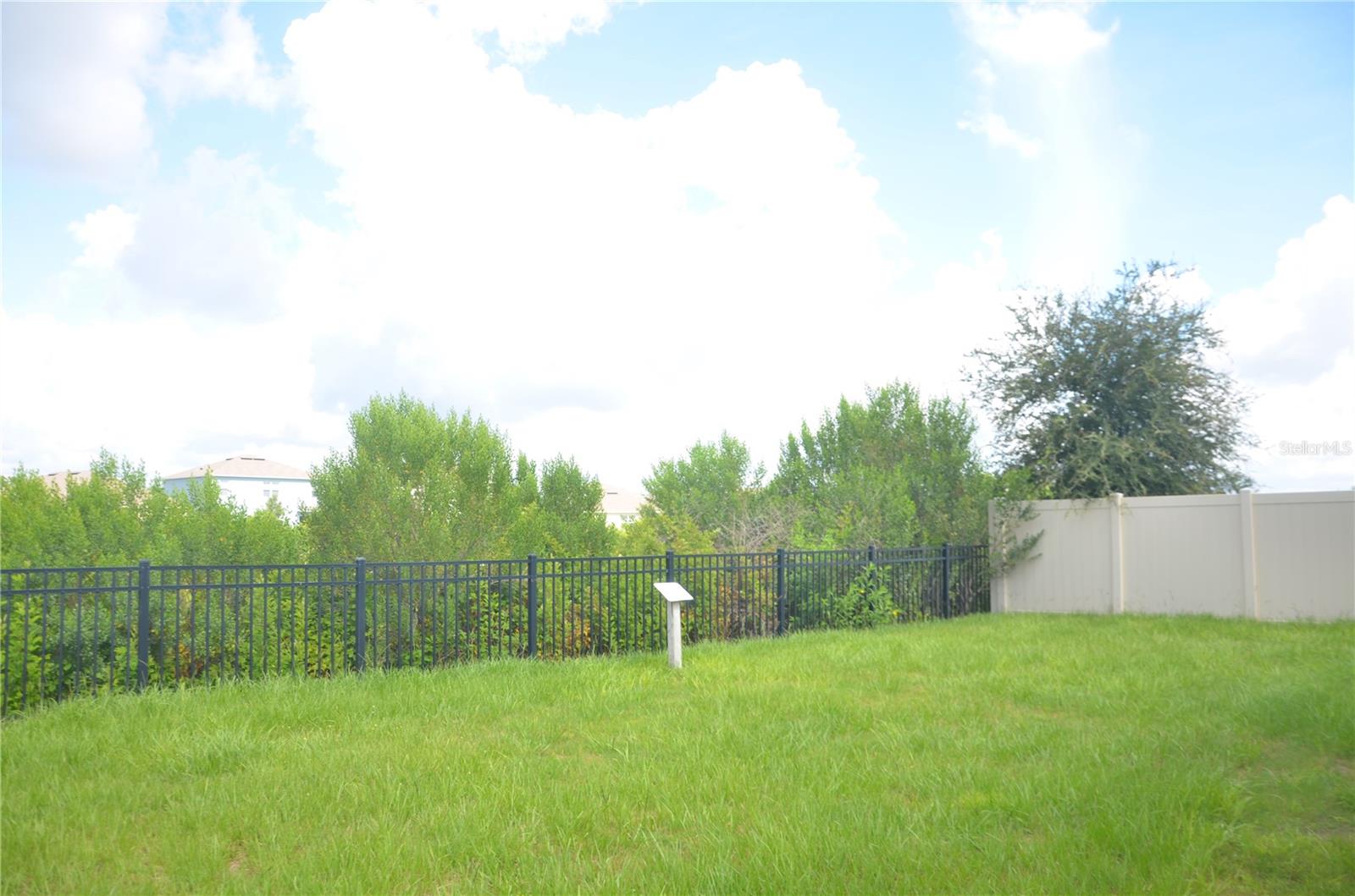 LAKE CHARLES RESIDENCE PH 1C - Residential Lease