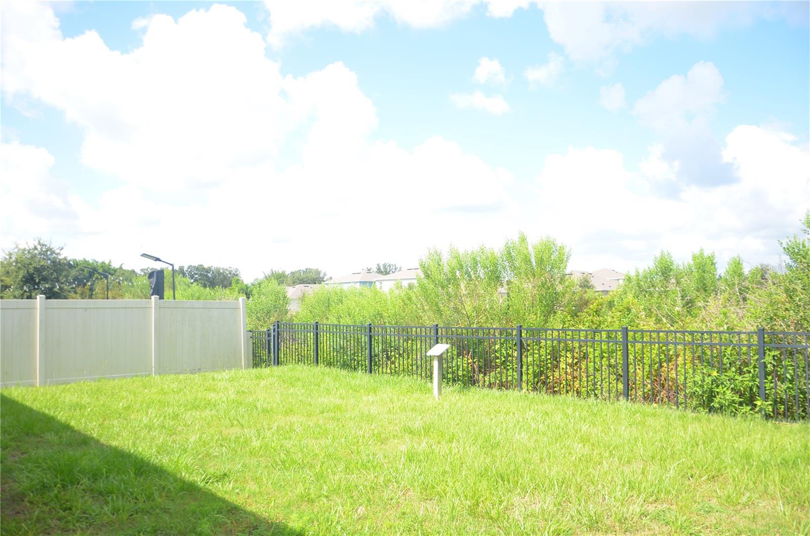 LAKE CHARLES RESIDENCE PH 1C - Residential Lease