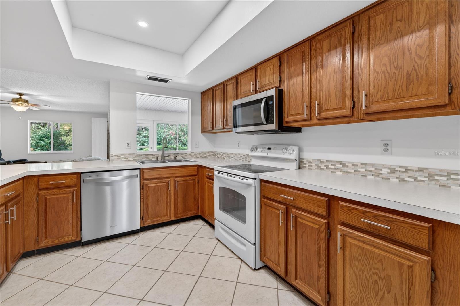 SUN CITY CENTER UNIT 52 - Residential