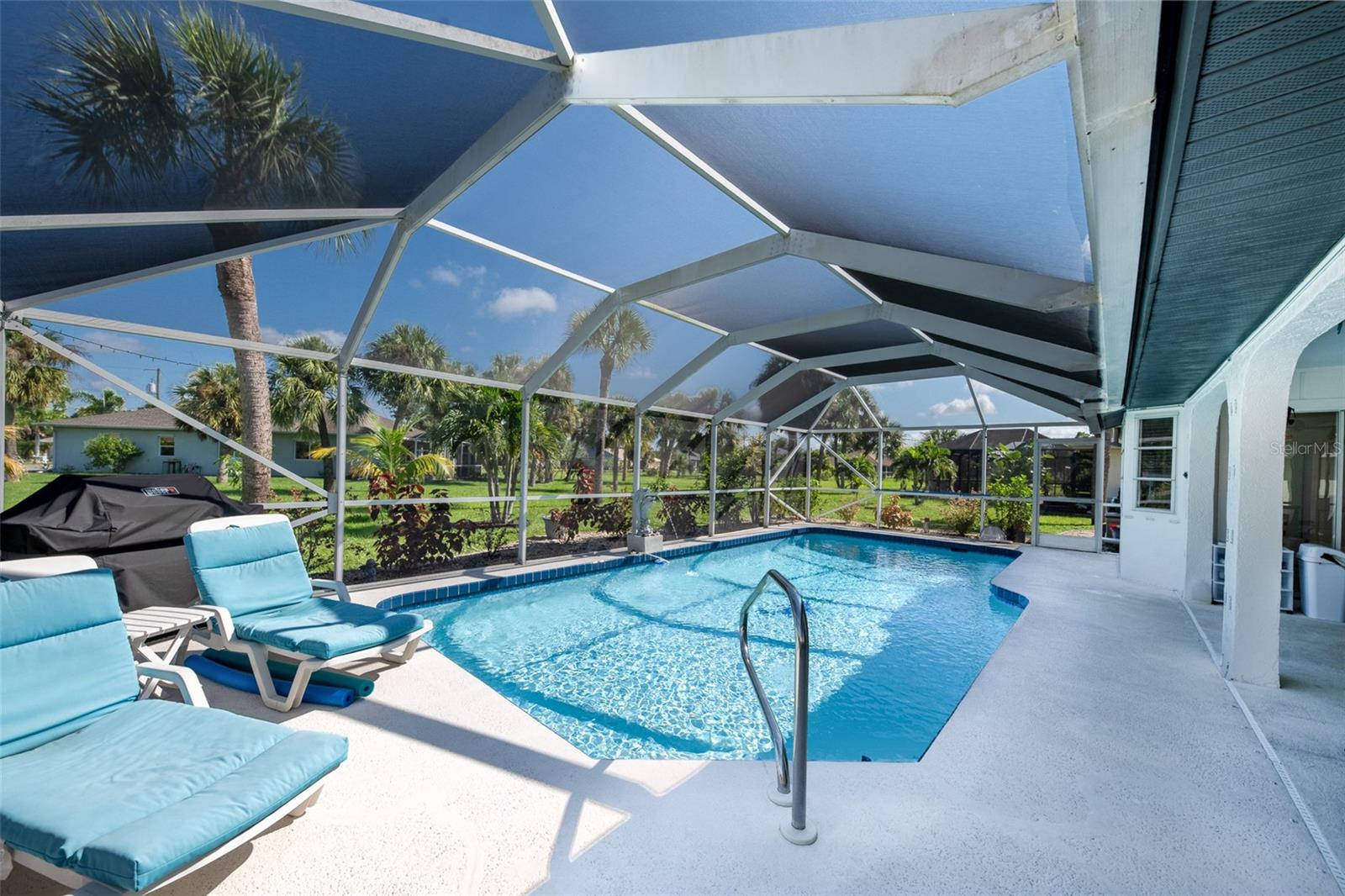 PUNTA GORDA ISLES SEC 18 - Residential