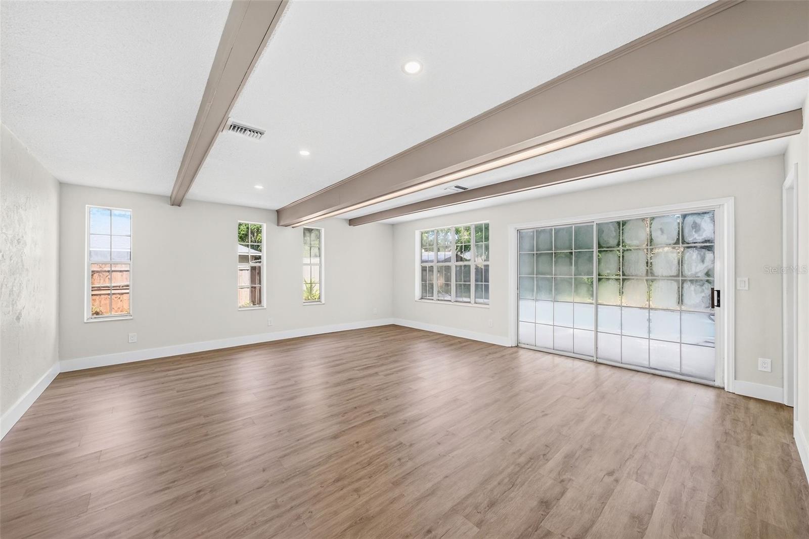 SILVER BEACH HEIGHTS - Residential
