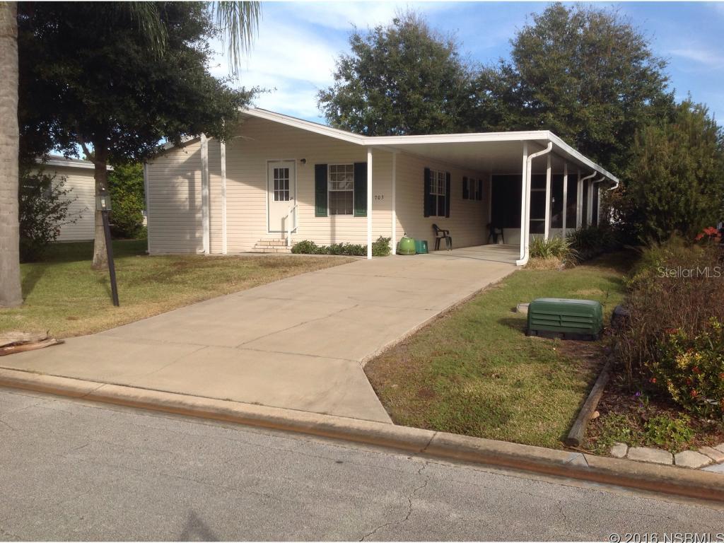 3B/2B split floor plan home built in 2003.....Located on a quite cul de sac street this home offers a formal living room, den , kitchen with center island and glass top range, refrigerator, dishwasher and lots of cabinets and counter space.  Screened in porch. Laundry room is 6x8 . Shed to hold your "stuff".     Come enjoy all the amenities that Edgewater Landing has to offer. ;Water: City
