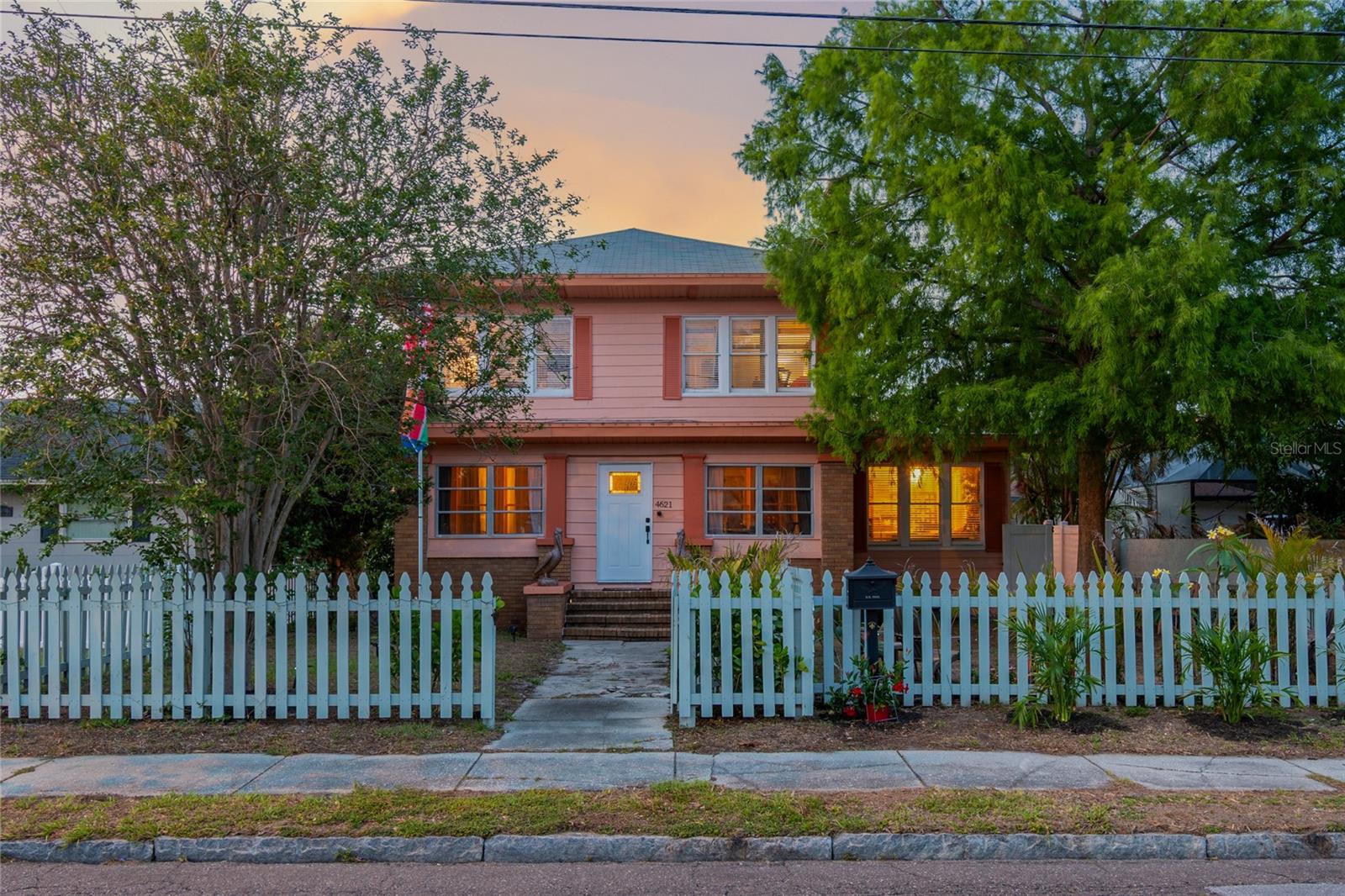 OAKHURST - Residential