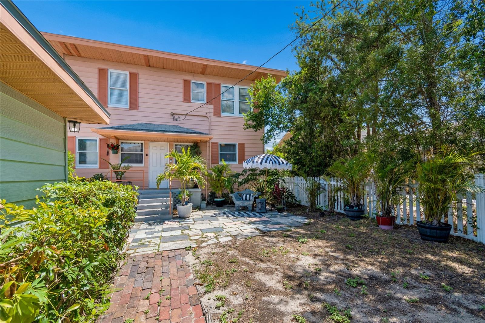 OAKHURST - Residential