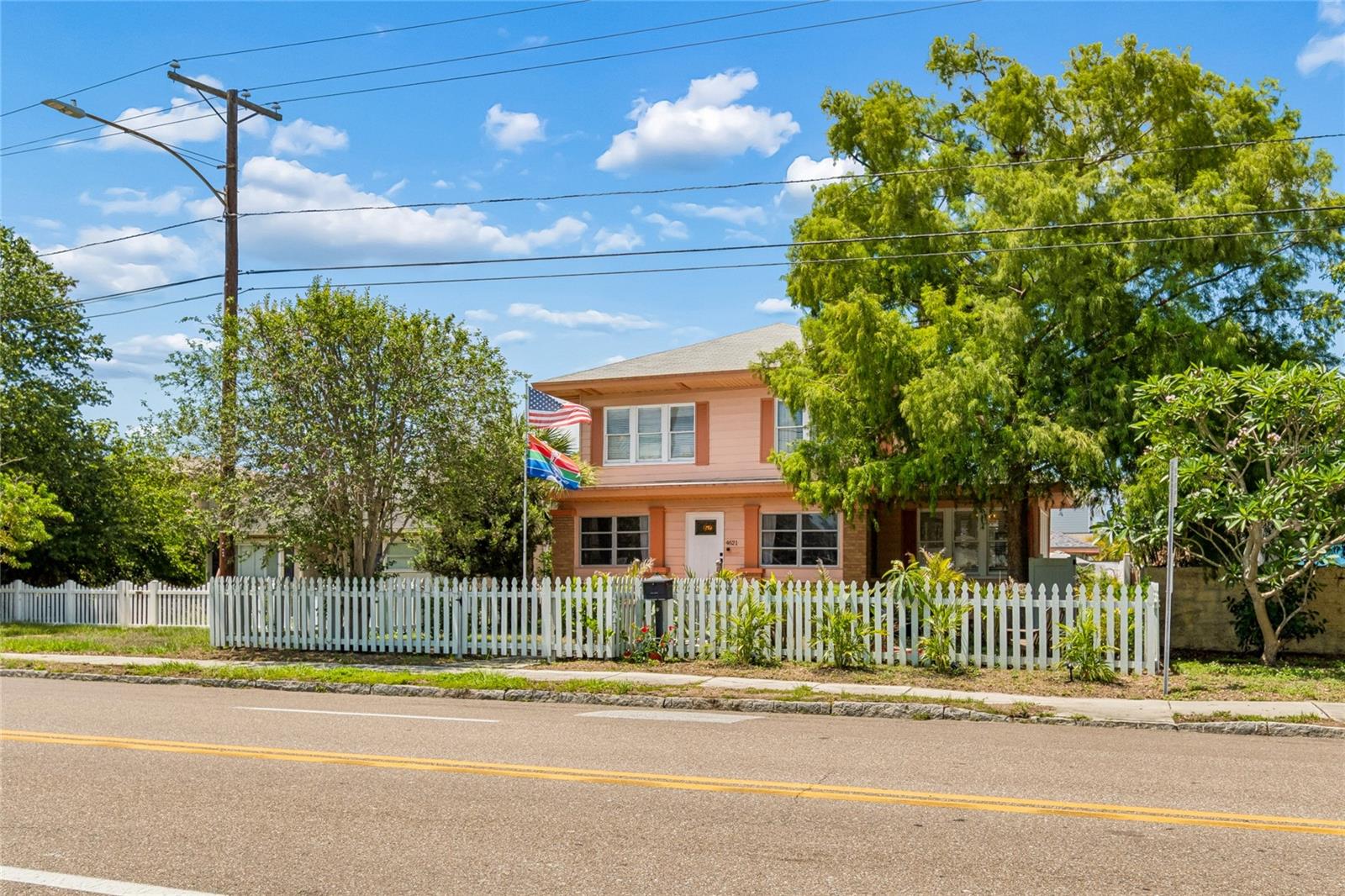 OAKHURST - Residential