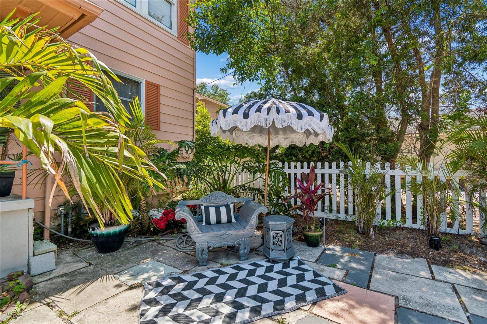 OAKHURST - Residential