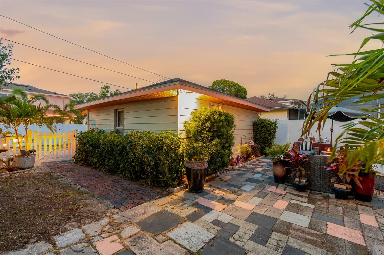 OAKHURST - Residential