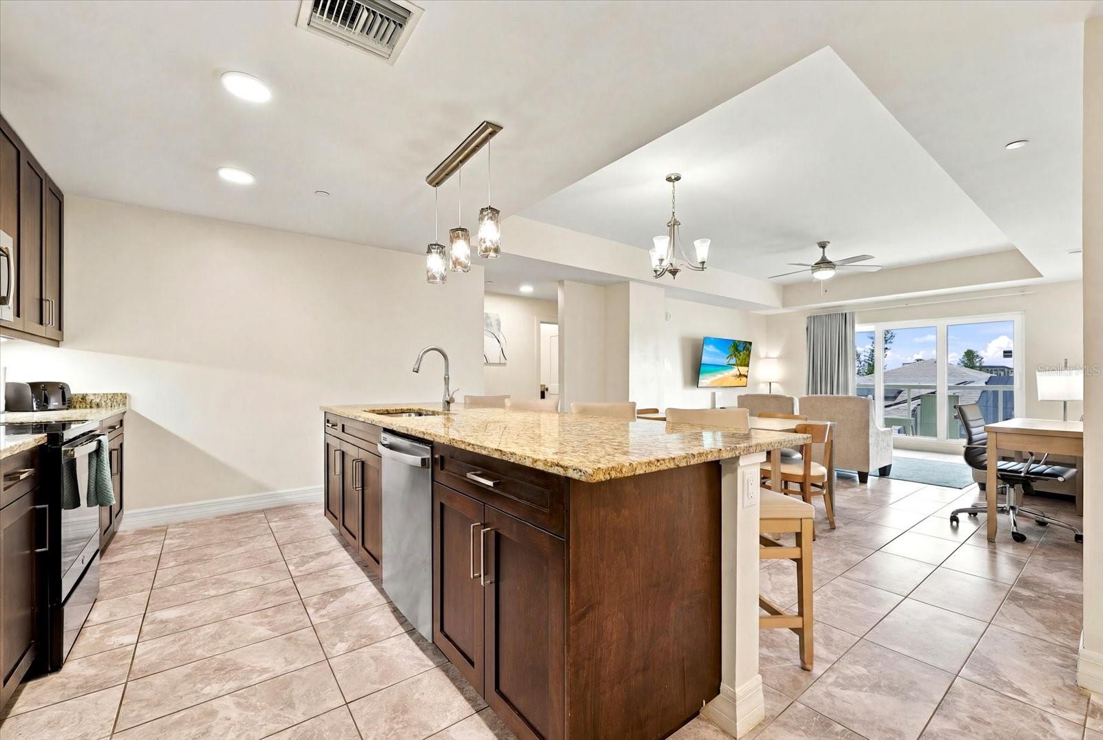 AVALON CLUB RESORT CONDO - Residential