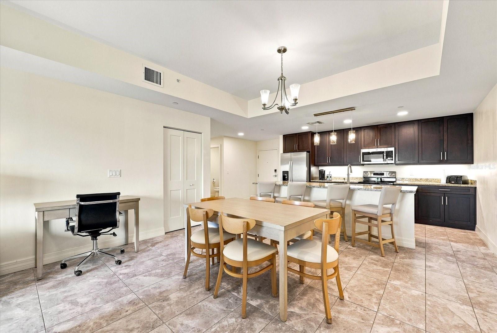 AVALON CLUB RESORT CONDO - Residential