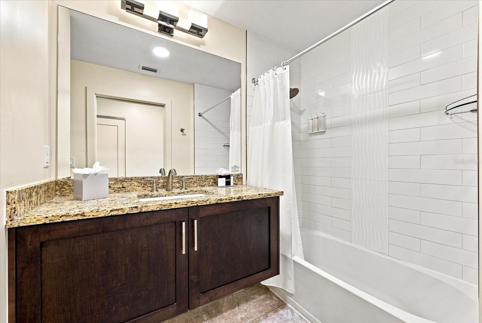 AVALON CLUB RESORT CONDO - Residential
