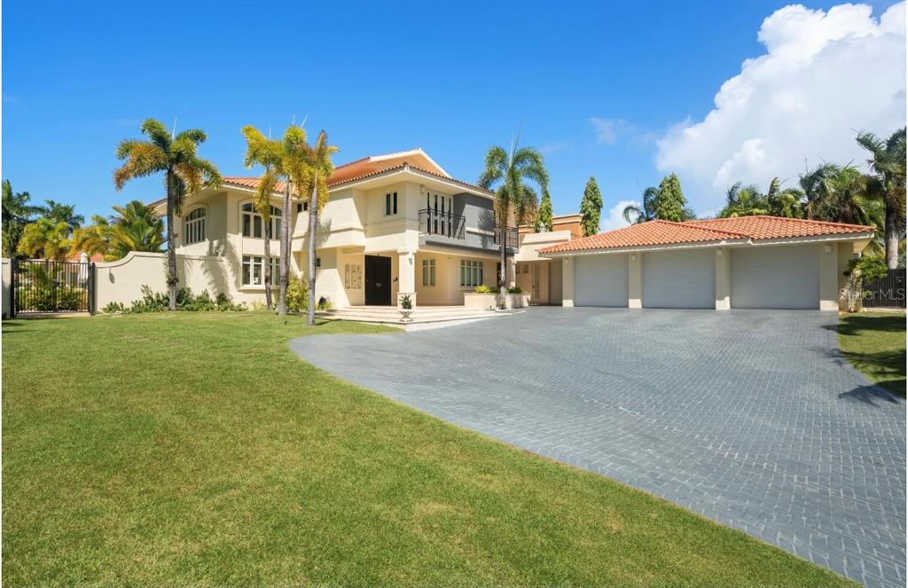 DORADO BEACH EAST - Residential