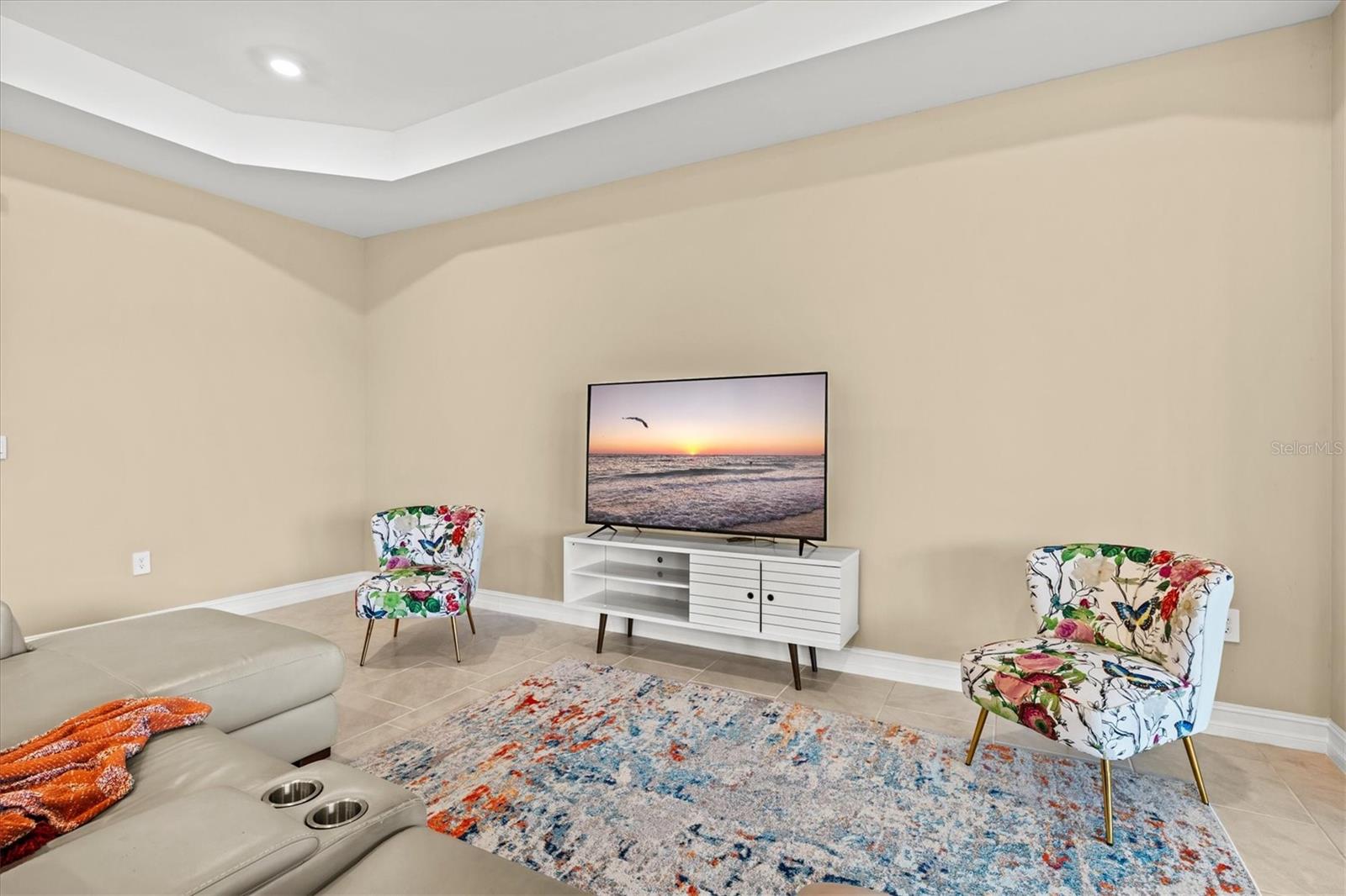 COVE AT WEST PORT - Residential