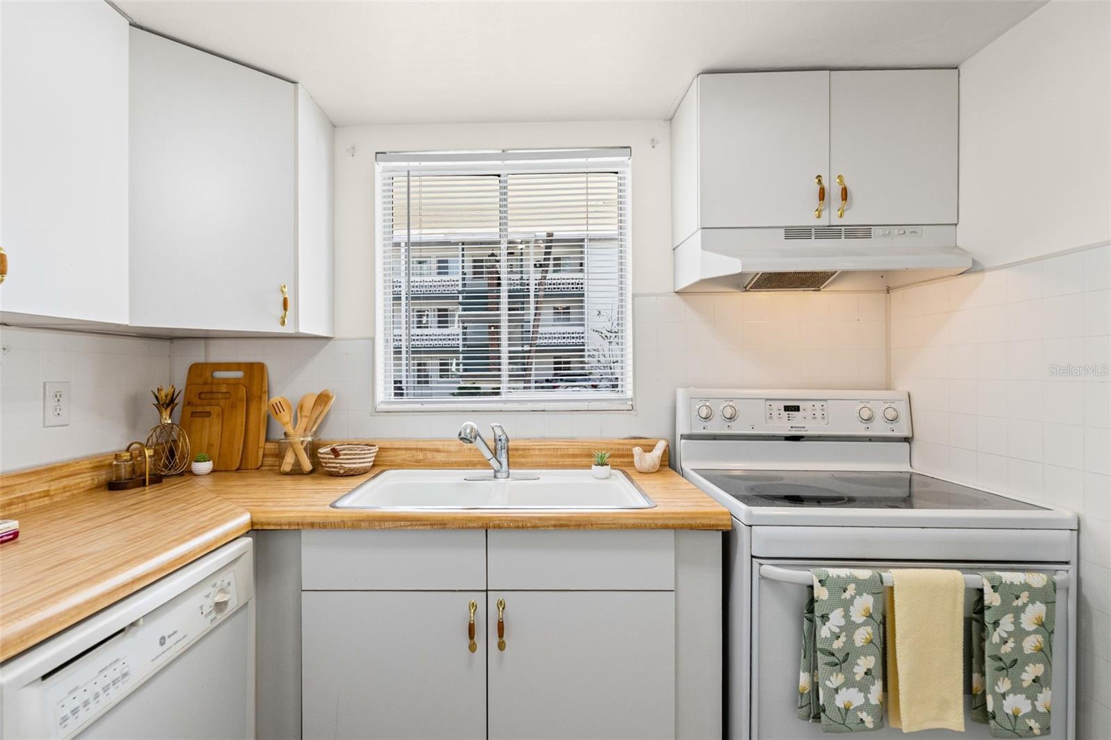 BAYSHORE II SEC 16 - Residential