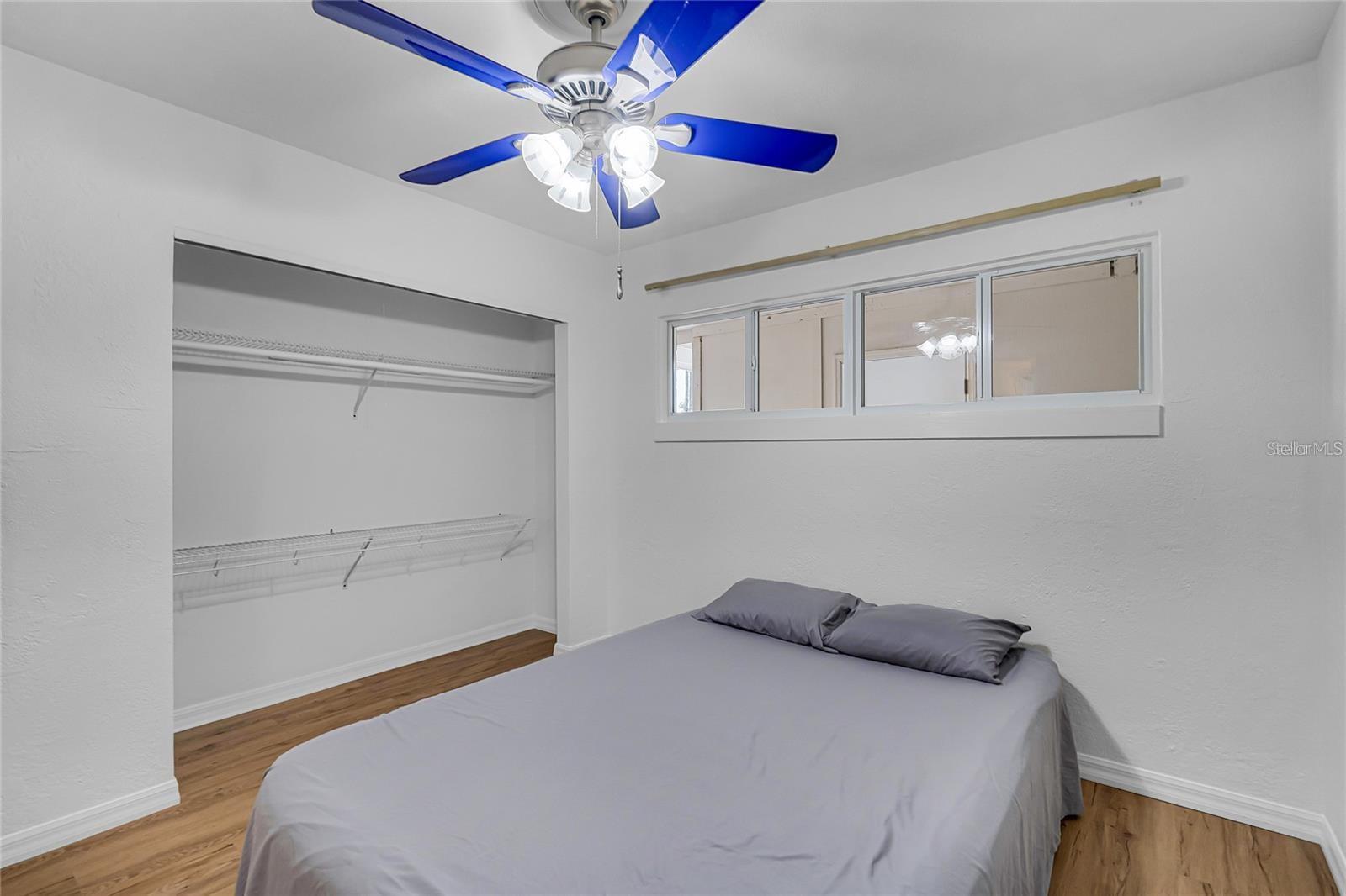 LAKE HARNEY ACRETTES - Residential