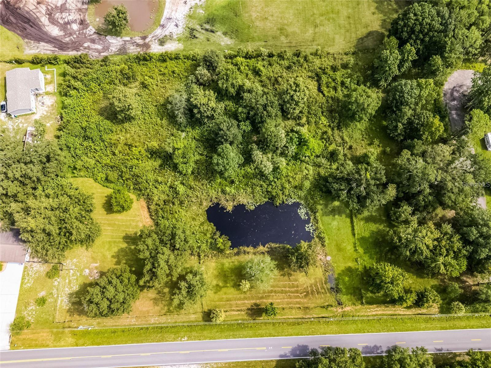 LAKE HARNEY ACRETTES - Residential