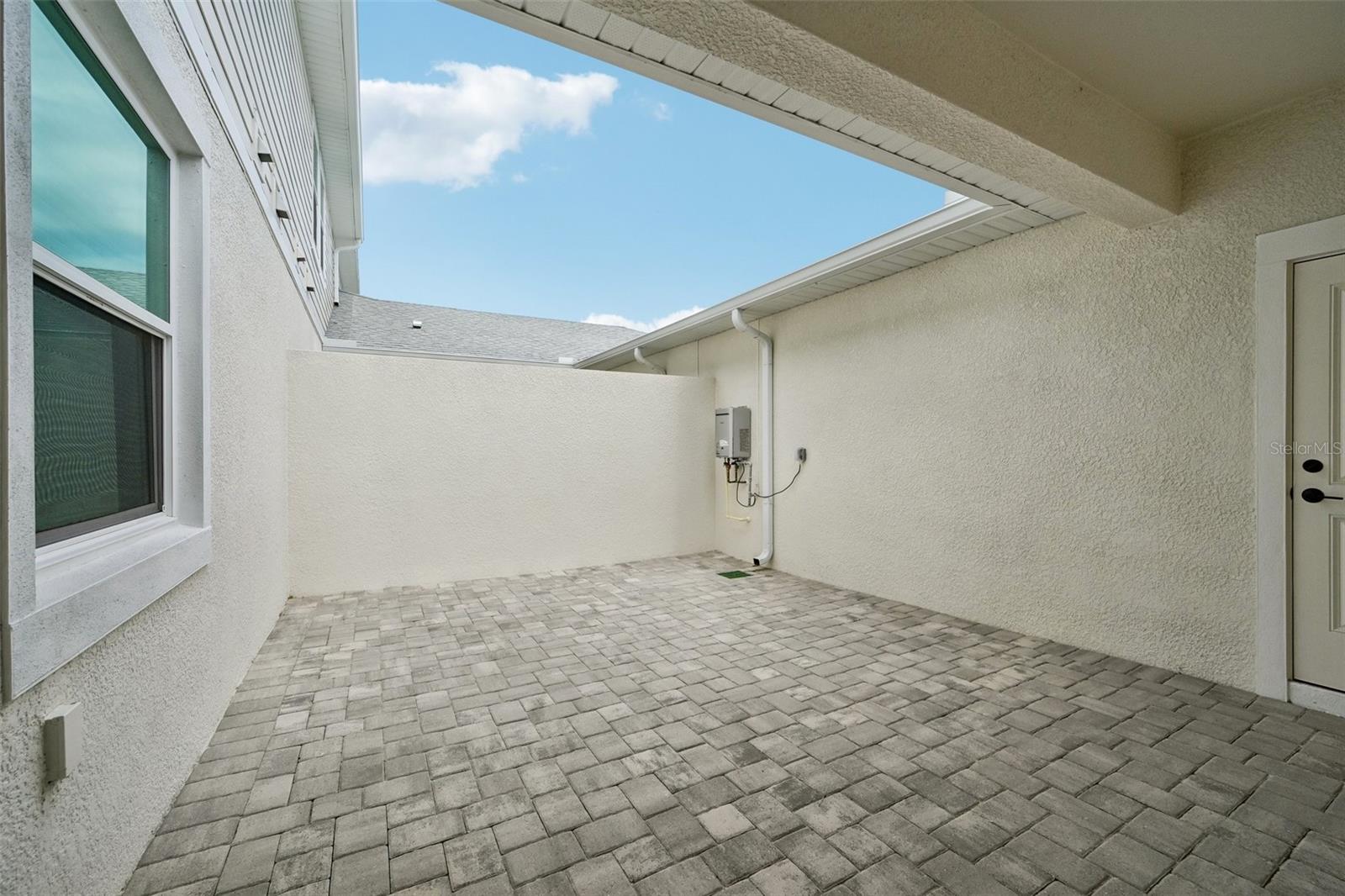 SEAFLOWER - Residential