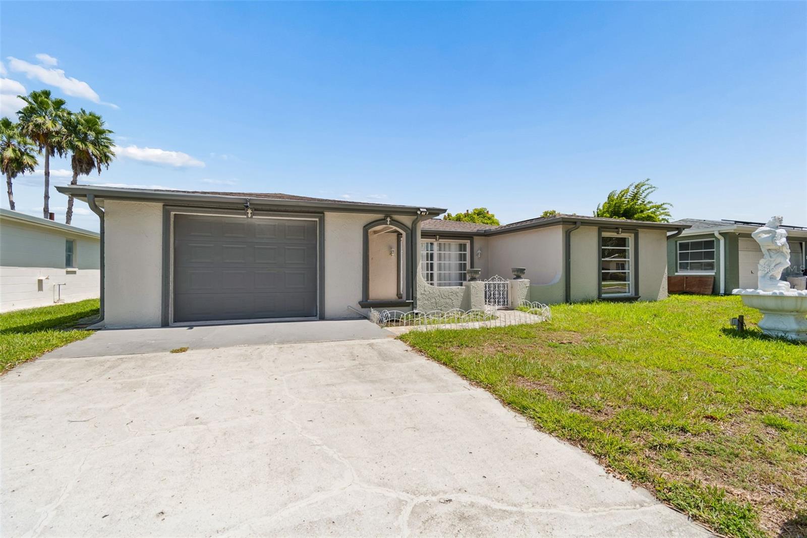 REGENCY PARK - Residential