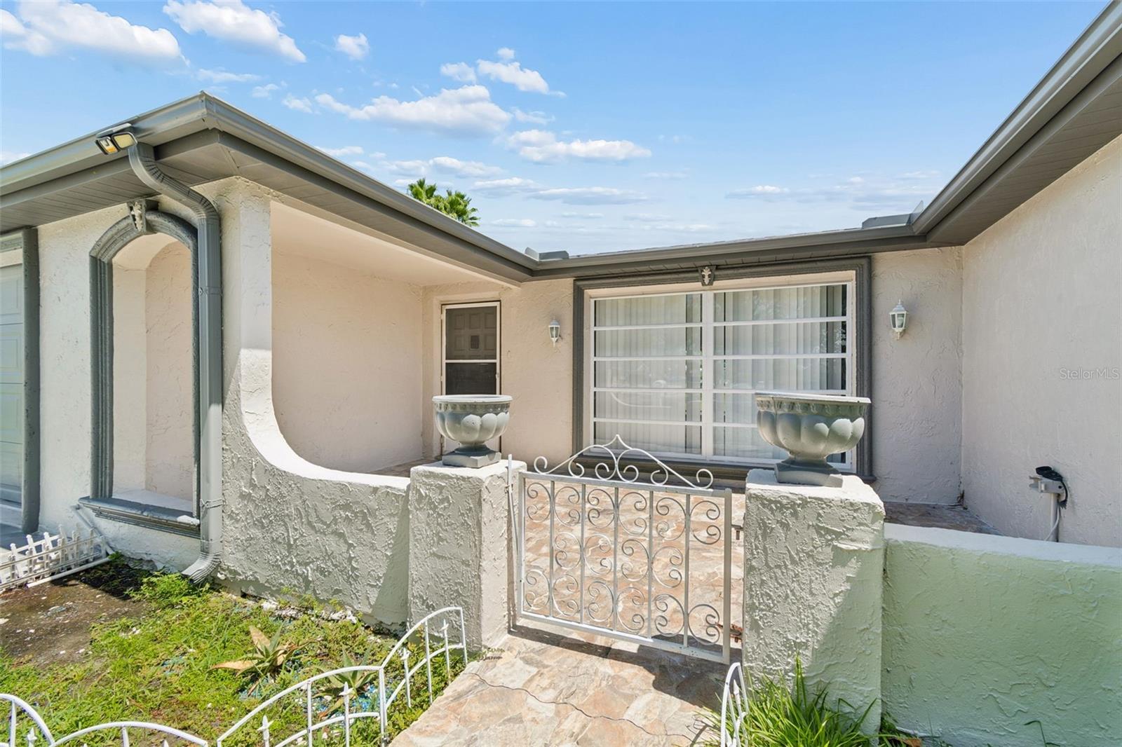 REGENCY PARK - Residential