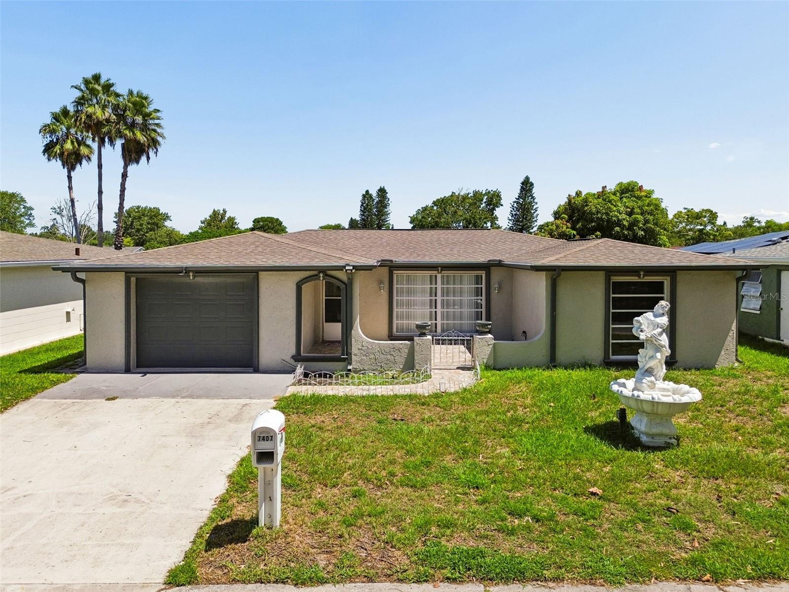 REGENCY PARK - Residential
