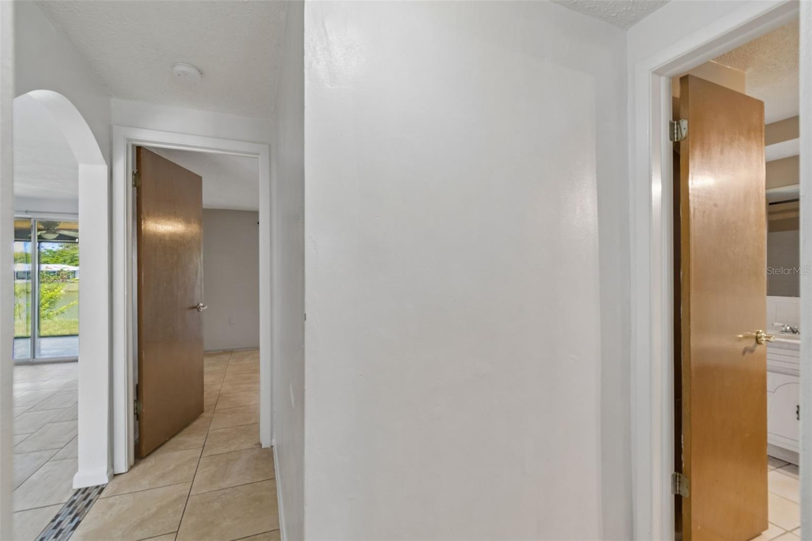REGENCY PARK - Residential