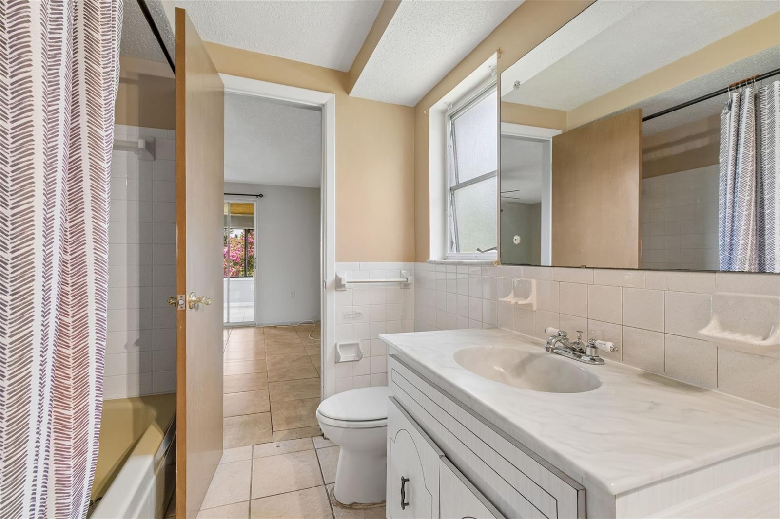 REGENCY PARK - Residential